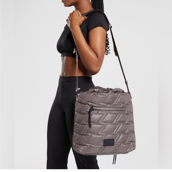 Gymshark Handbags - Gymshark Quilted Gray Shoulder Yoga Tote Bag